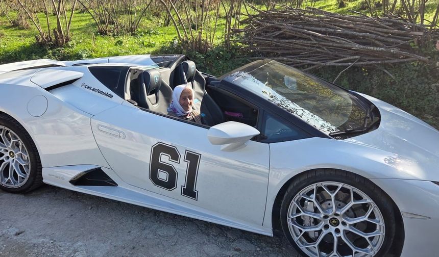 Lamborghini ile köye geldi, ninesi direksiyona geçti