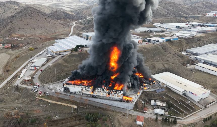 Kırıkkale'deki kimya fabrikasında yangın!