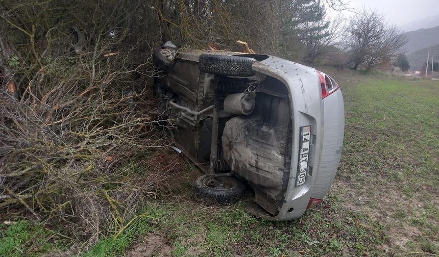 Bolu’da takla atan otomobil metrelerce sürüklendi