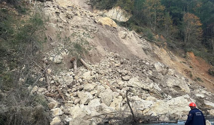 Hatay'da heyelan
