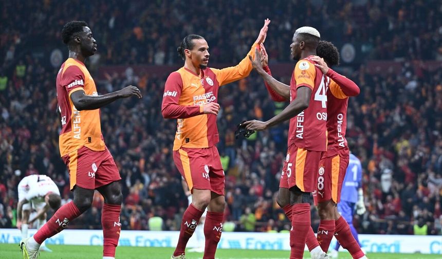 Galatasaray'ın Şampiyonlar Ligi rakiplerinin kadroları: Barcelona, PSG, Aston Villa ve diğerleri
