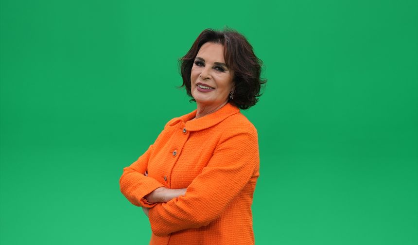 Hülya Koçyiğit Türk sinemasındaki sanat yolculuğunu anlattı!