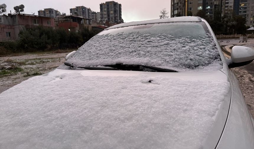Ankara'da dolu yağışı
