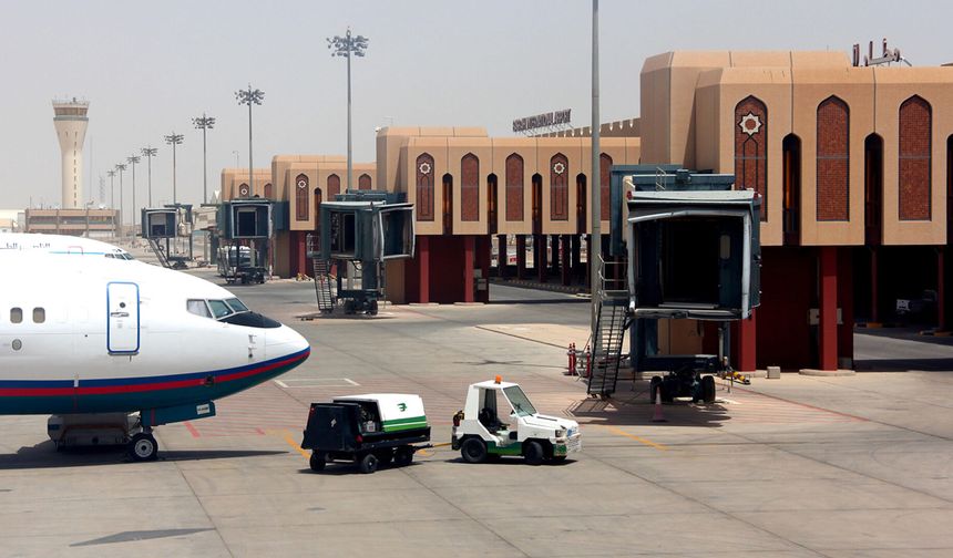 Irak ve Kuveyt, İran’a uçuşlarını durdurdu!