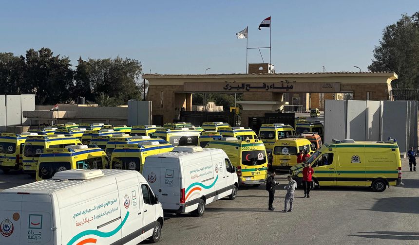 İsrail, Refah Sınır Kapısı'nda Filistinlilere ağır şartlar getirdi!