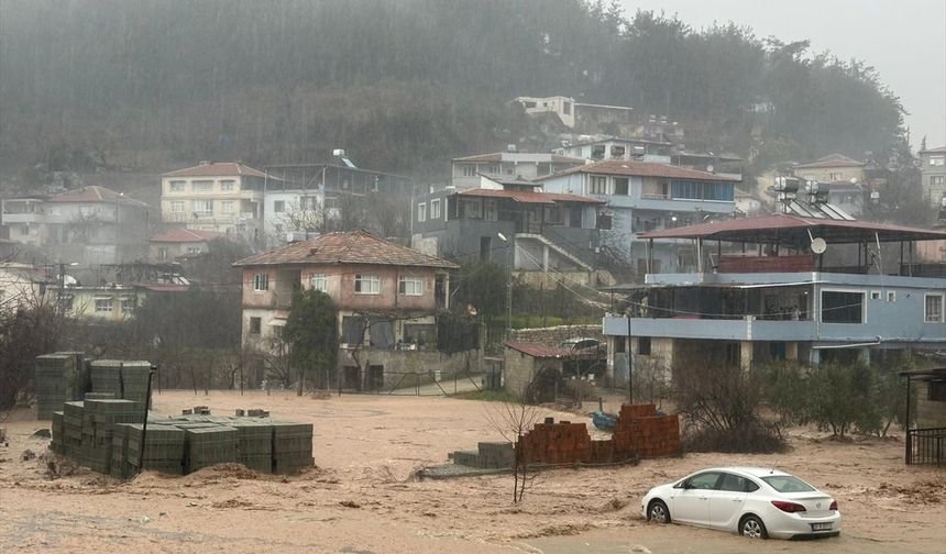 Hatay'da bu kez sel felaketi