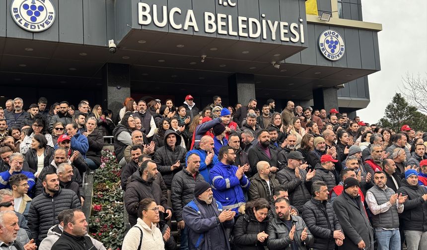 Buca Belediyesi işçileri iş bırakma eylemi başlattı!