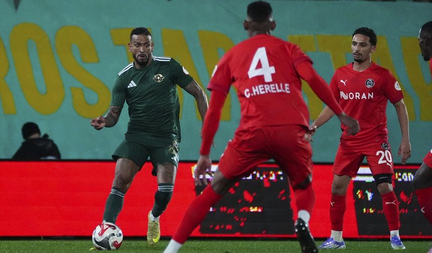 Erokspor rahat geçti