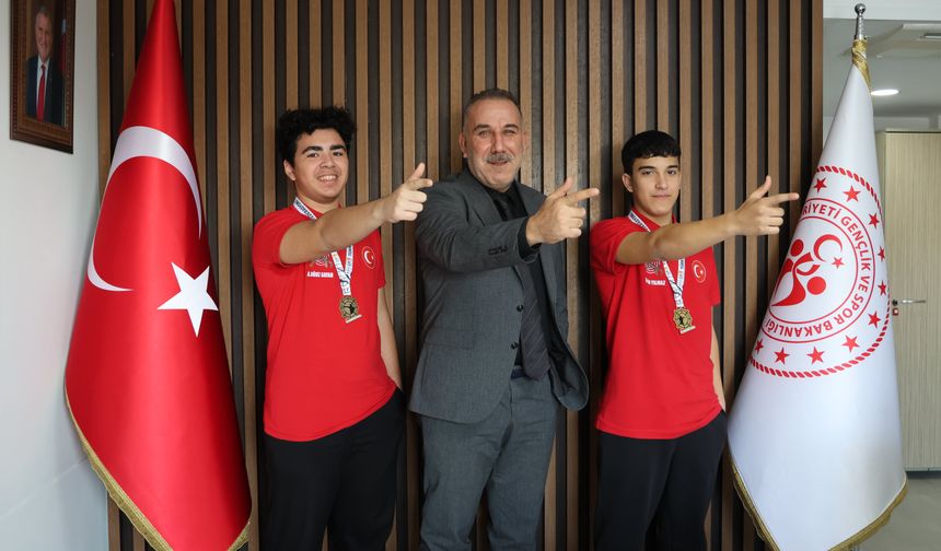 Ahmet Oğuz Sayar Avrupa rekoru kırdı!