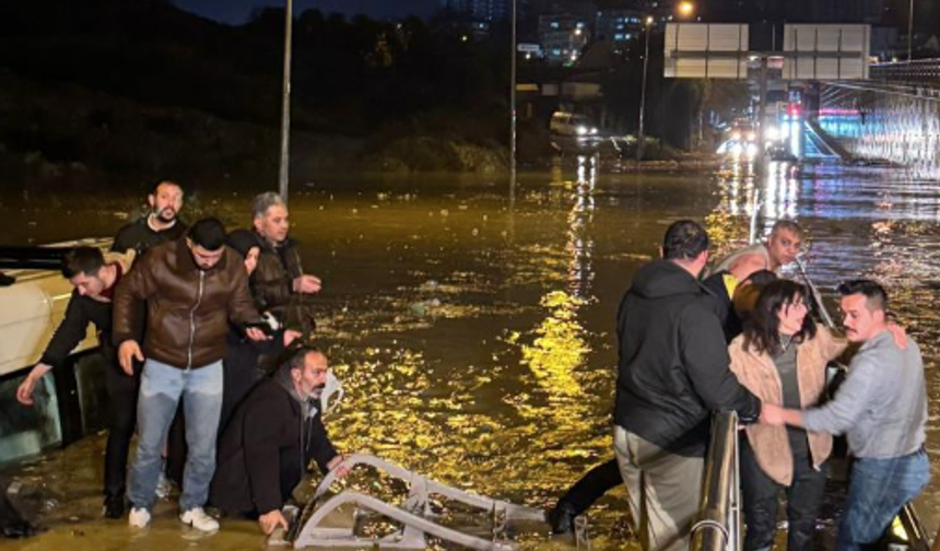 Sele kapılan minibüste can pazarı