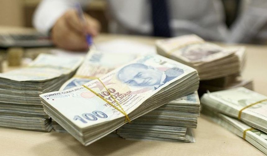 PTT'den emeklilere 14 bin liraya kadar nakit destek