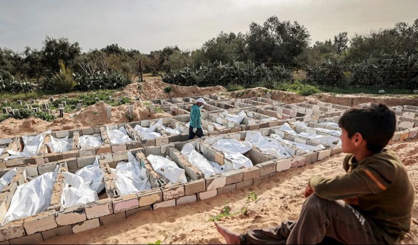 Çin, İran'da ilkokulda ölen çocuklar için 200 bin dolar yardım yapacak!