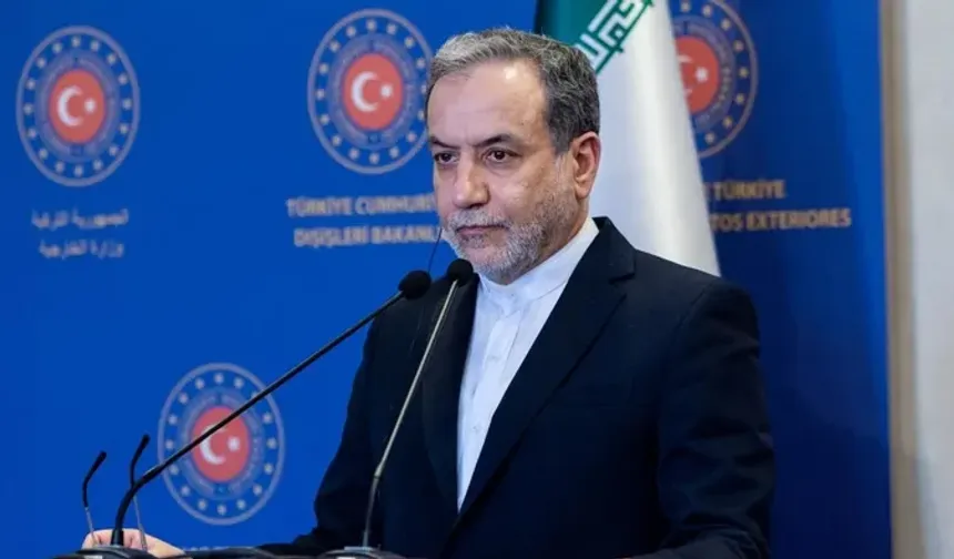 Arakçi’den Hürmüz açıklaması: ABD ve müttefik gemileri geçemeyecek