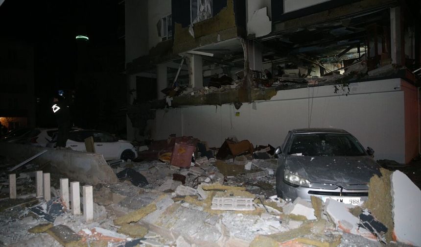 Doğal gaz bomba gibi patladı: 16 kişi yaralandı!