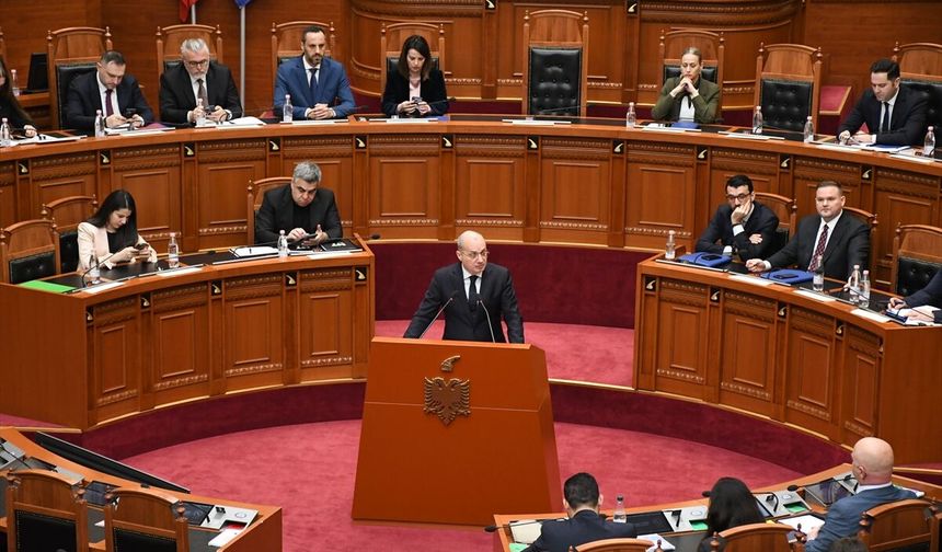 Arnavutluk, İran'ı 'terörü destekleyen devlet' olarak ilan etti!