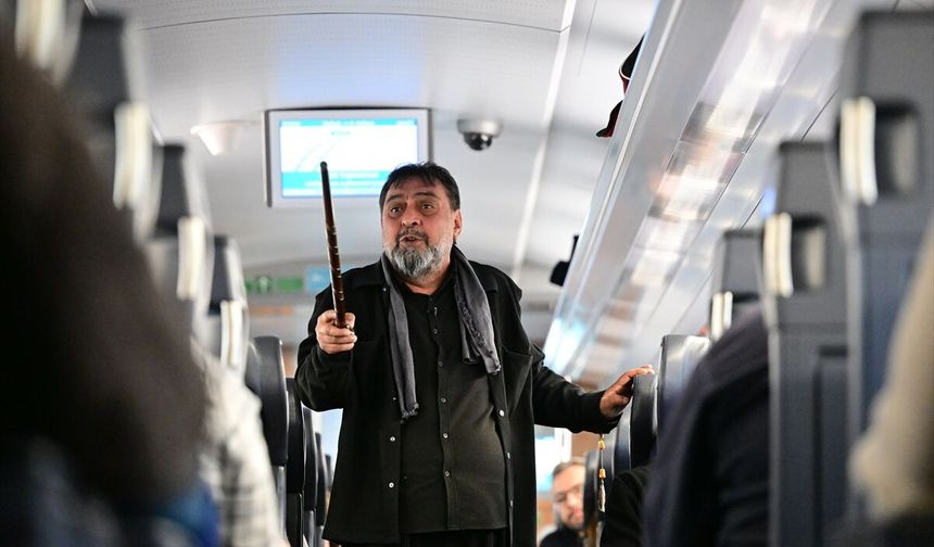 Çanakkale Zaferine özel YHT'de meddah gösterisi!