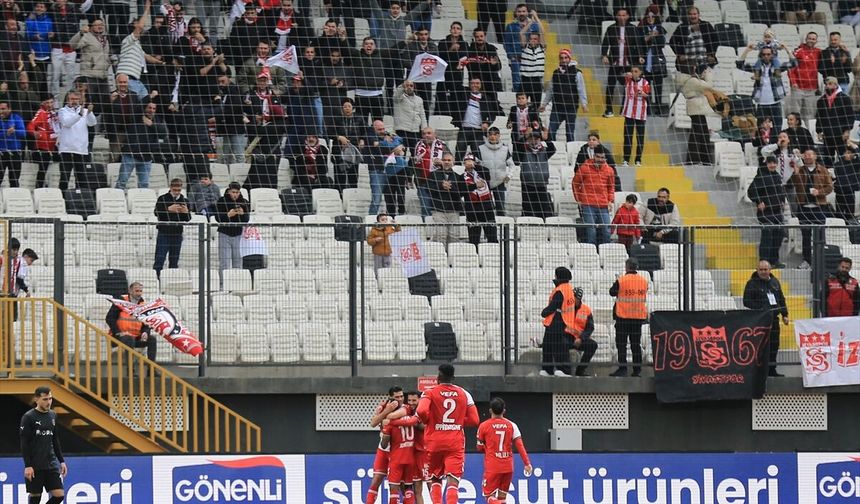 Sivasspor, Manisa'da tek golle mağlup!