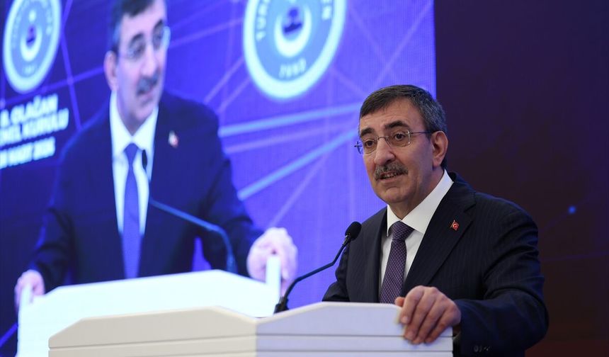 Cevdet Yılmaz: Personel sistemimizi modernize etmemizde fayda görüyoruz