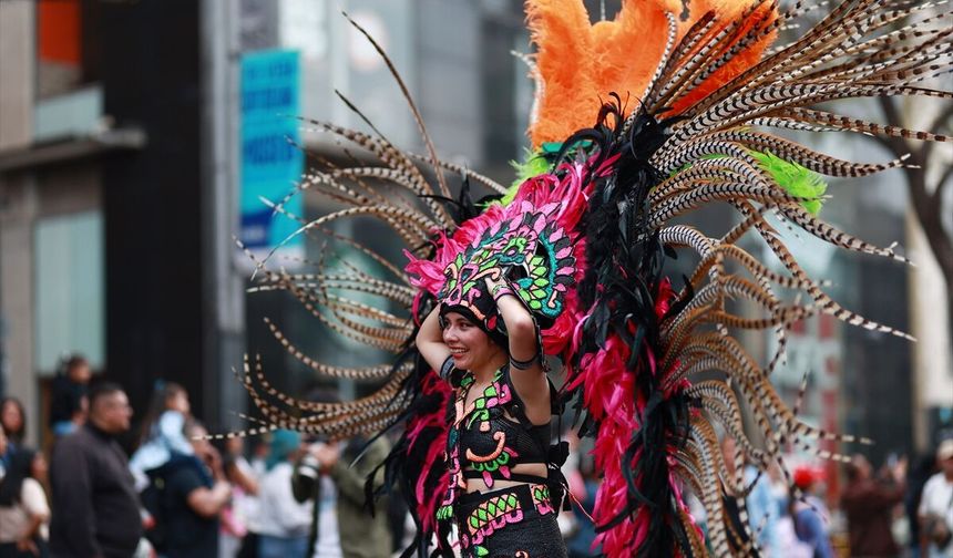 Meksika'da karnaval geçit töreni düzenlendi!