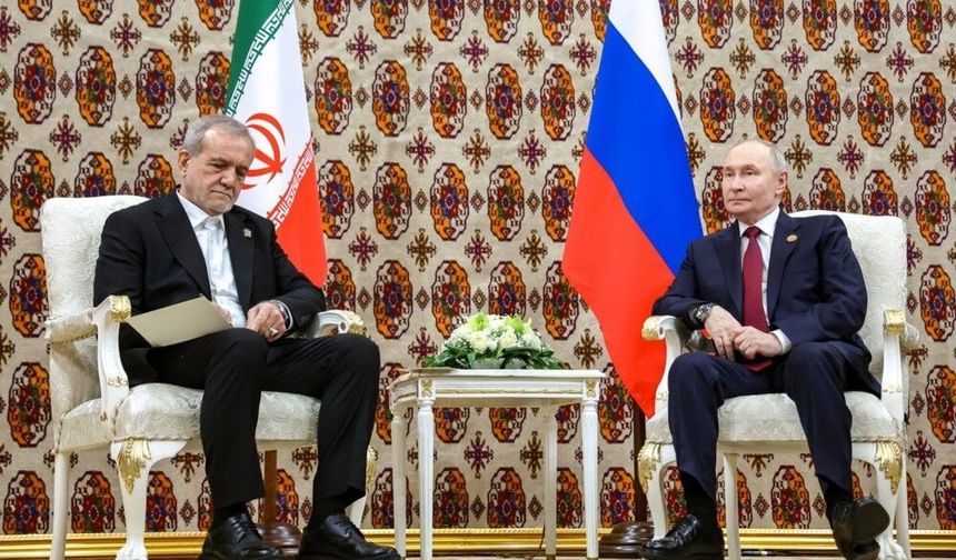 Putin, Pezeşkiyan ile görüştü!