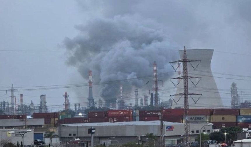 İran, İsrail’deki Hayfa Petrol Rafinerisi’ni hedef aldı