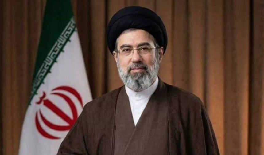 Mücteba Hamaney: Hürmüz Boğazı kapalı kalmaya devam etmeli!