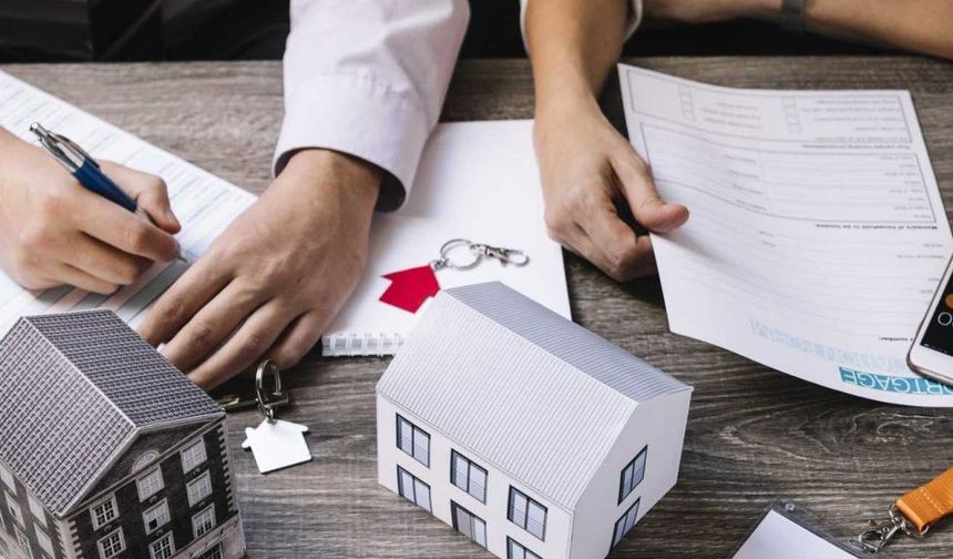 Apartman ve site sakinlerine ait borç bilgileri ortak yerlere asılamayacak