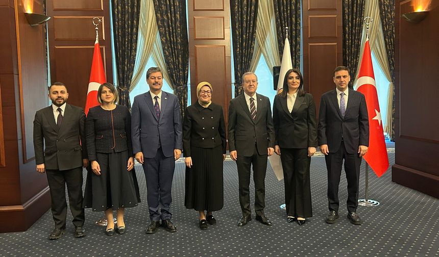 MHP’den AK Parti’ye bayram ziyareti