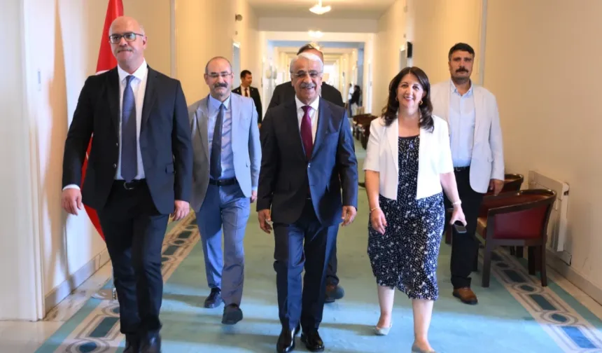 DEM Parti heyeti İmralı'ya gidiyor