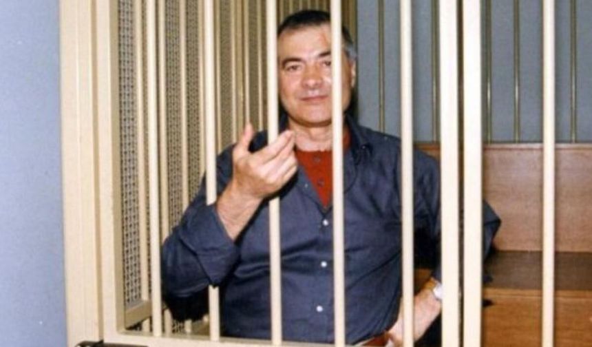 Mafya elebaşı cezaevinde öldü!