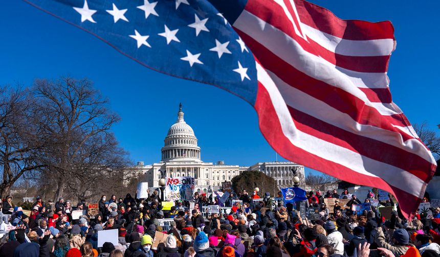 ABD'lilerin çoğu Trump'tan memnun değil!