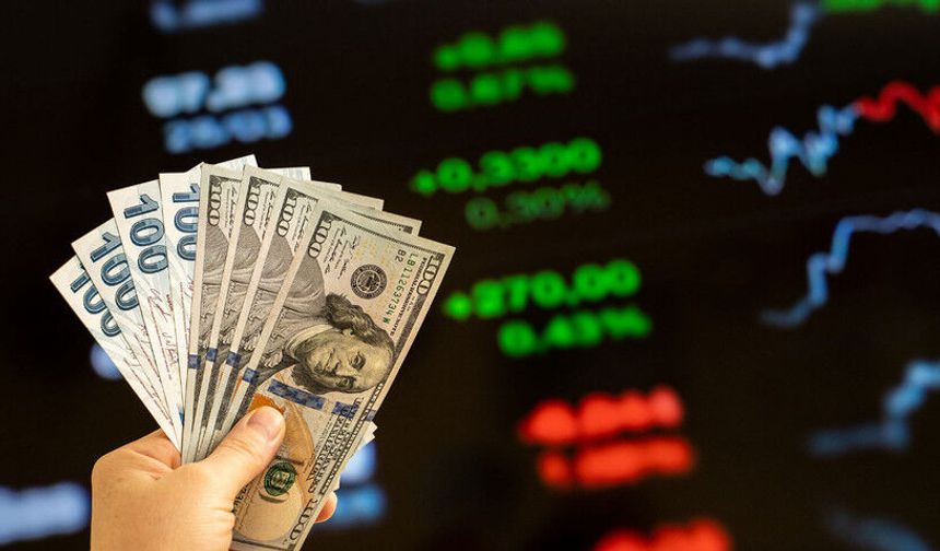 Serbest piyasada dolar yatay seyrediyor!