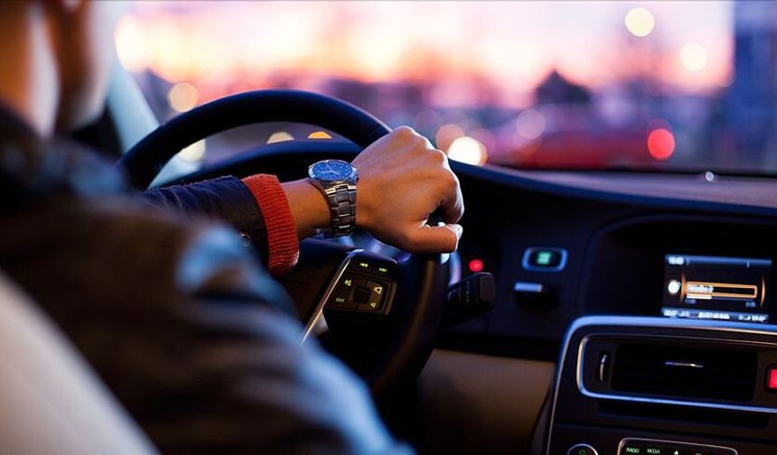 Bakanlıktan araç multimedya ekranları için yeni karar