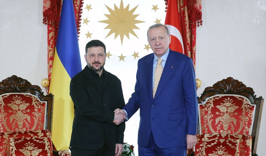 Erdoğan, Zelenskiy'i resmi törenle karşıladı!