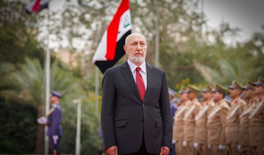 Irak’ın yeni Cumhurbaşkanı göreve başladı