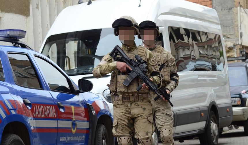 10 ilde dolandırıcılık operasyonu!