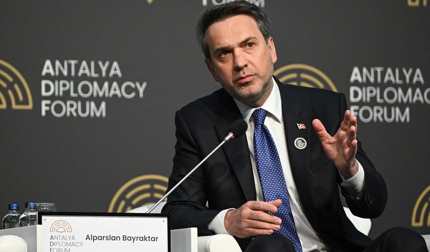 Bakan Bayraktar: Enerji kaynaklarımızı çeşitlendirmek oldukça önemli!
