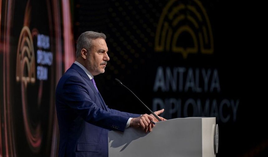 Hakan Fidan’dan sert mesaj: Biz İsrail gibi değiliz