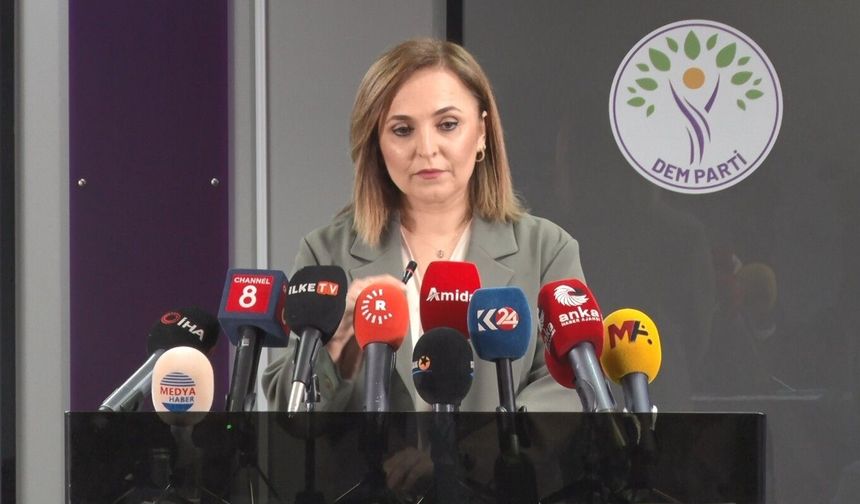DEM Parti: Öcalan'ın özgür bir şekilde çalışabilmesi lazım