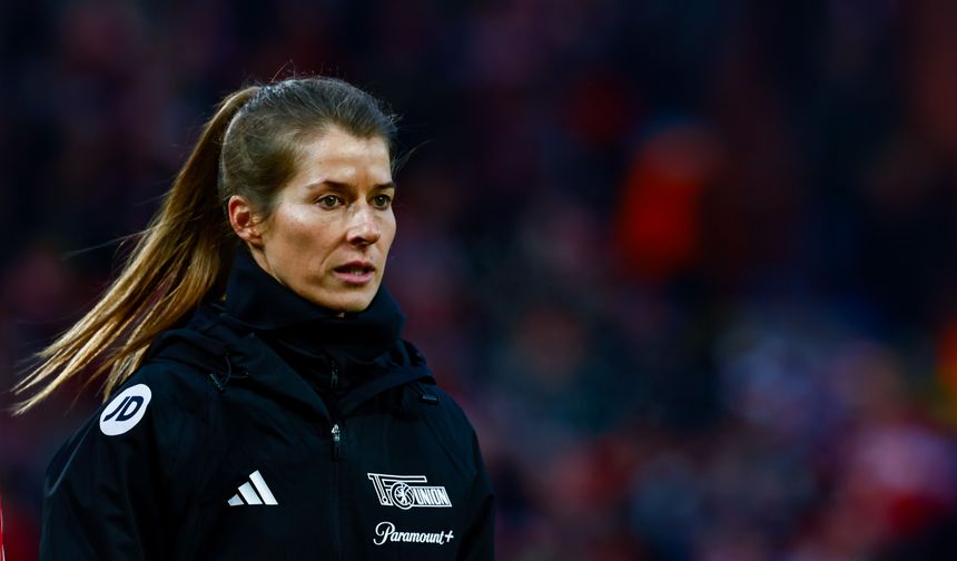 Bundesliga'nın ilk kadın teknik direktörü Marie-Louise Eta oldu