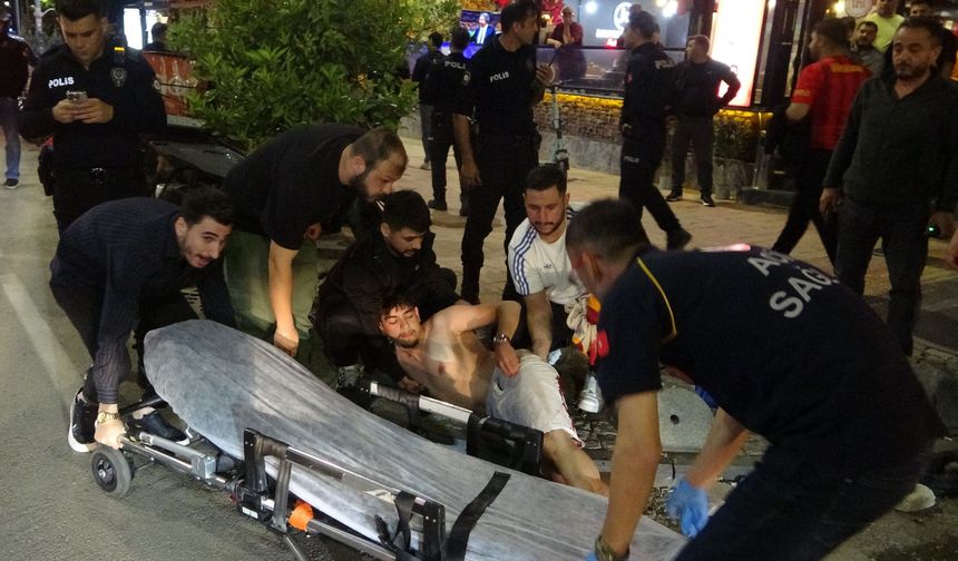 Galibiyeti kutlayan taraftar bıçaklandı