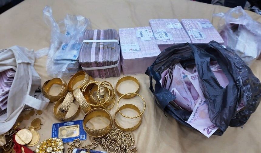 Tefecilere şafak operasyonu: Evden servet çıktı