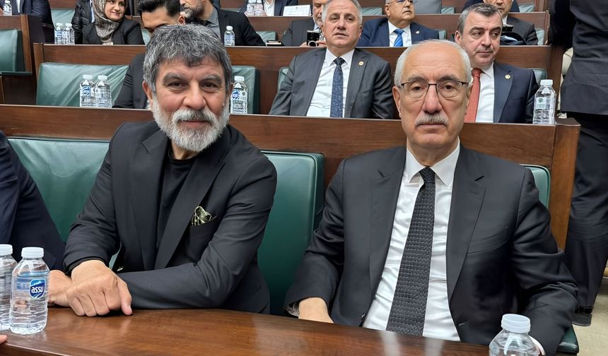 Ünlü oyuncu AK Parti Grup Toplantısı'nda