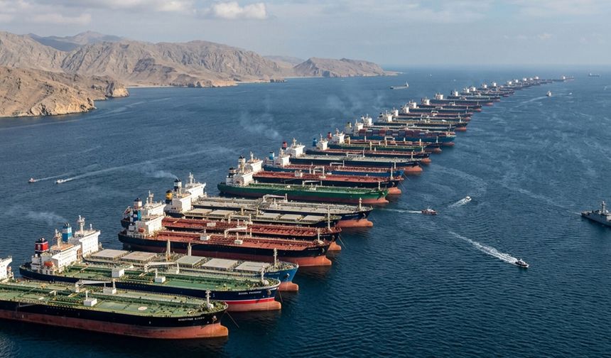 İran Cumhurbaşkanı Yardımcısı: Hürmüz Boğazı'nın güvenliği bedelsiz değildir!