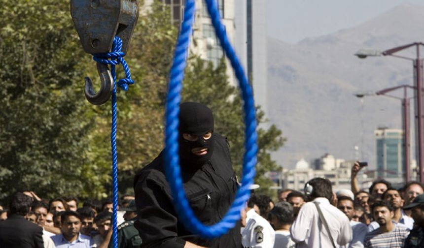 İran'da, Mossad'la işbirliğiyle suçlanan kişi idam edildi!