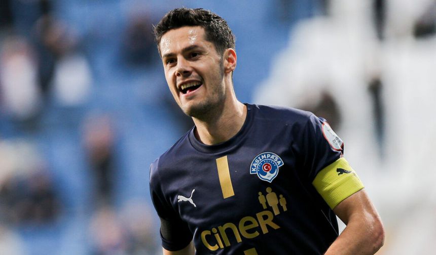 Hajradinovic 1+1 yıllık yeni sözleşmeye imza attı!