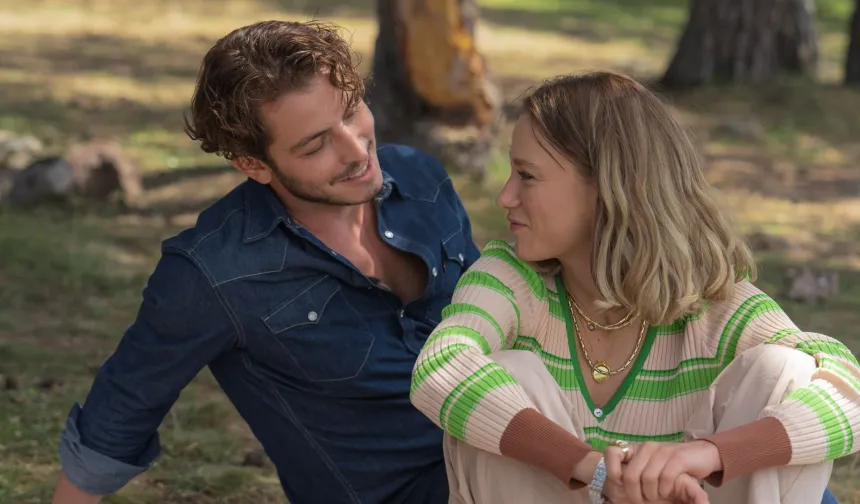 Kimler Geldi Kimler Geçti'nin 3. sezonundan fragman