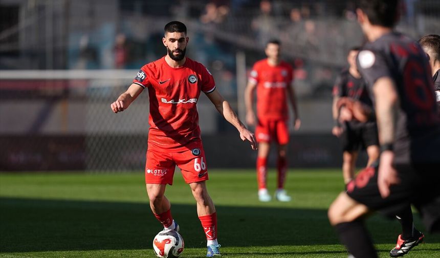 Çorum FK play-off şansını zora sokuyor