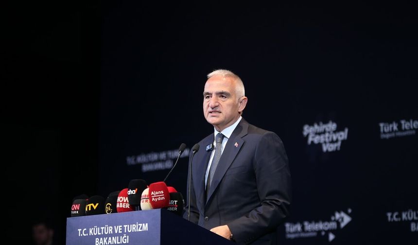 Bakan Ersoy yanıtladı: Kurban Bayramı tatili 9 gün olacak mı?