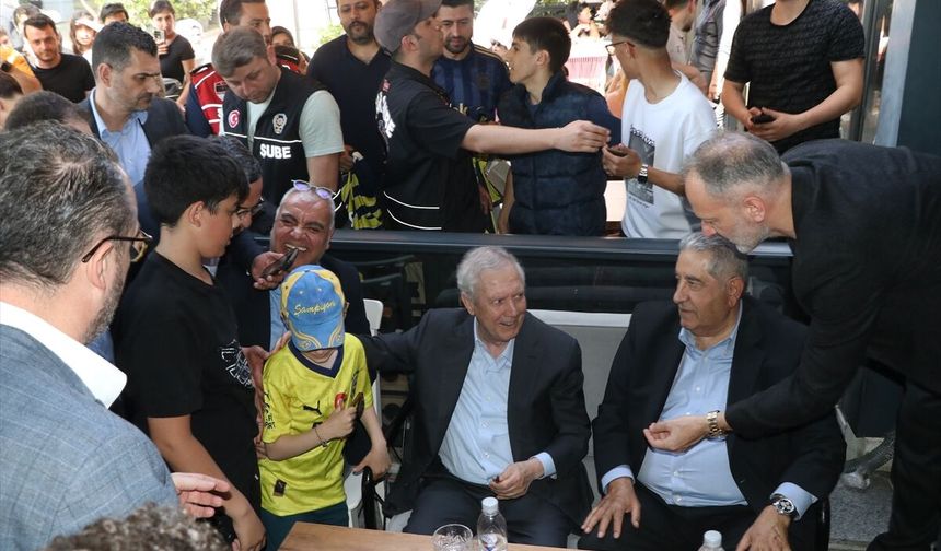 Aziz Yıldırım taraftarlarla buluştu!
